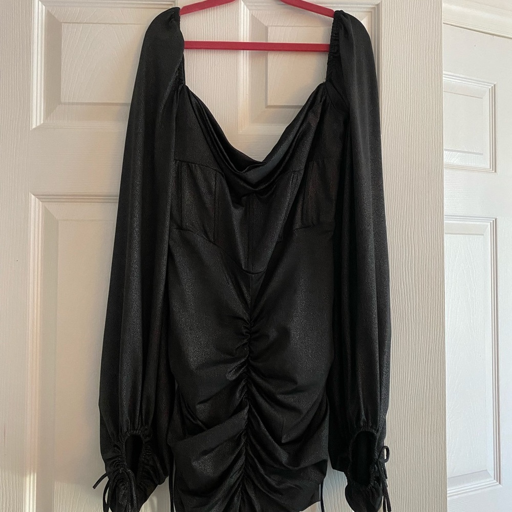 Lucy in the Sky Black Long Sleeve Dress